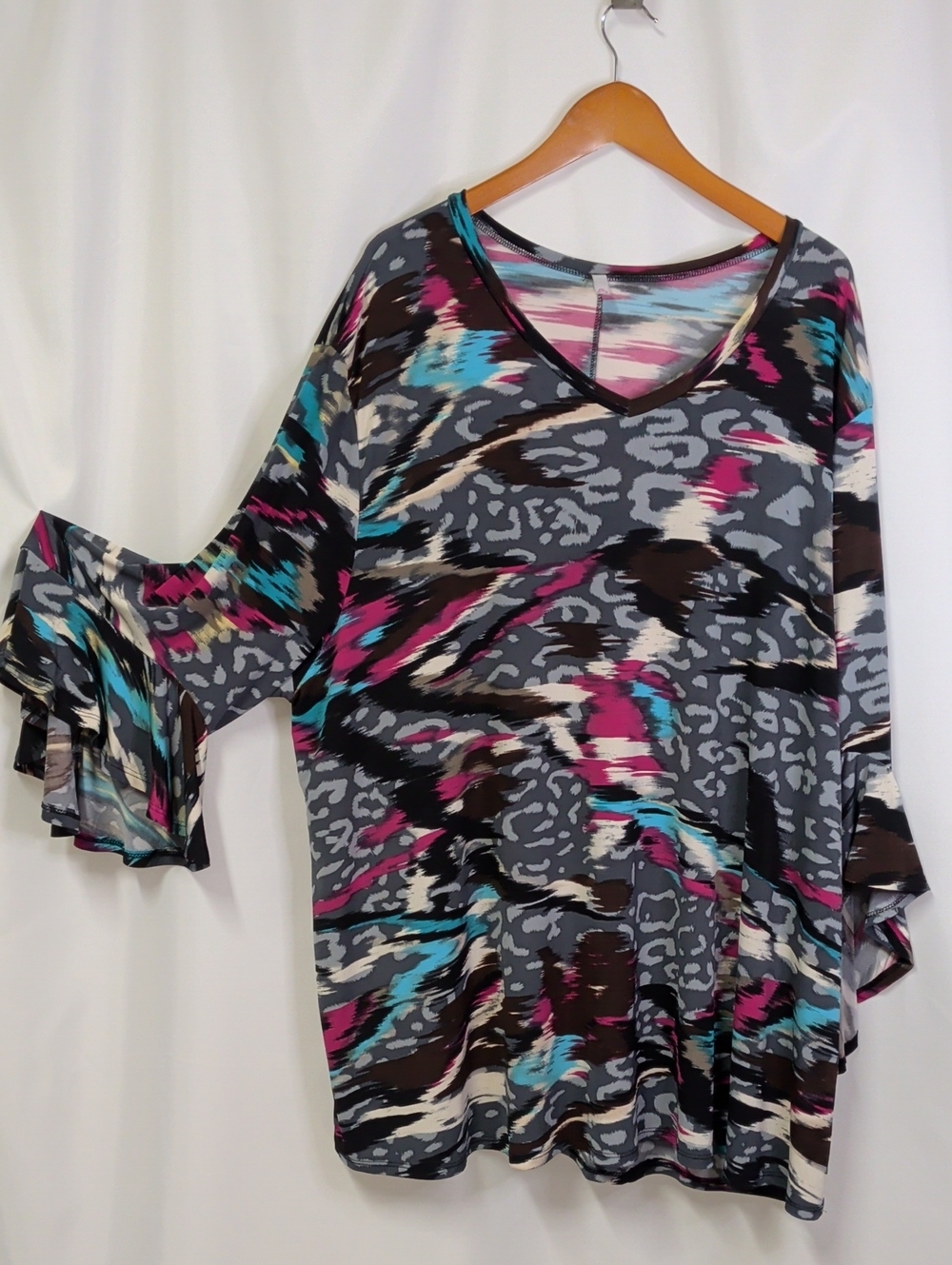 Gilli V-Neck Ruffle-Sleeve Tunic - Gray, Magenta, Teal, Brown